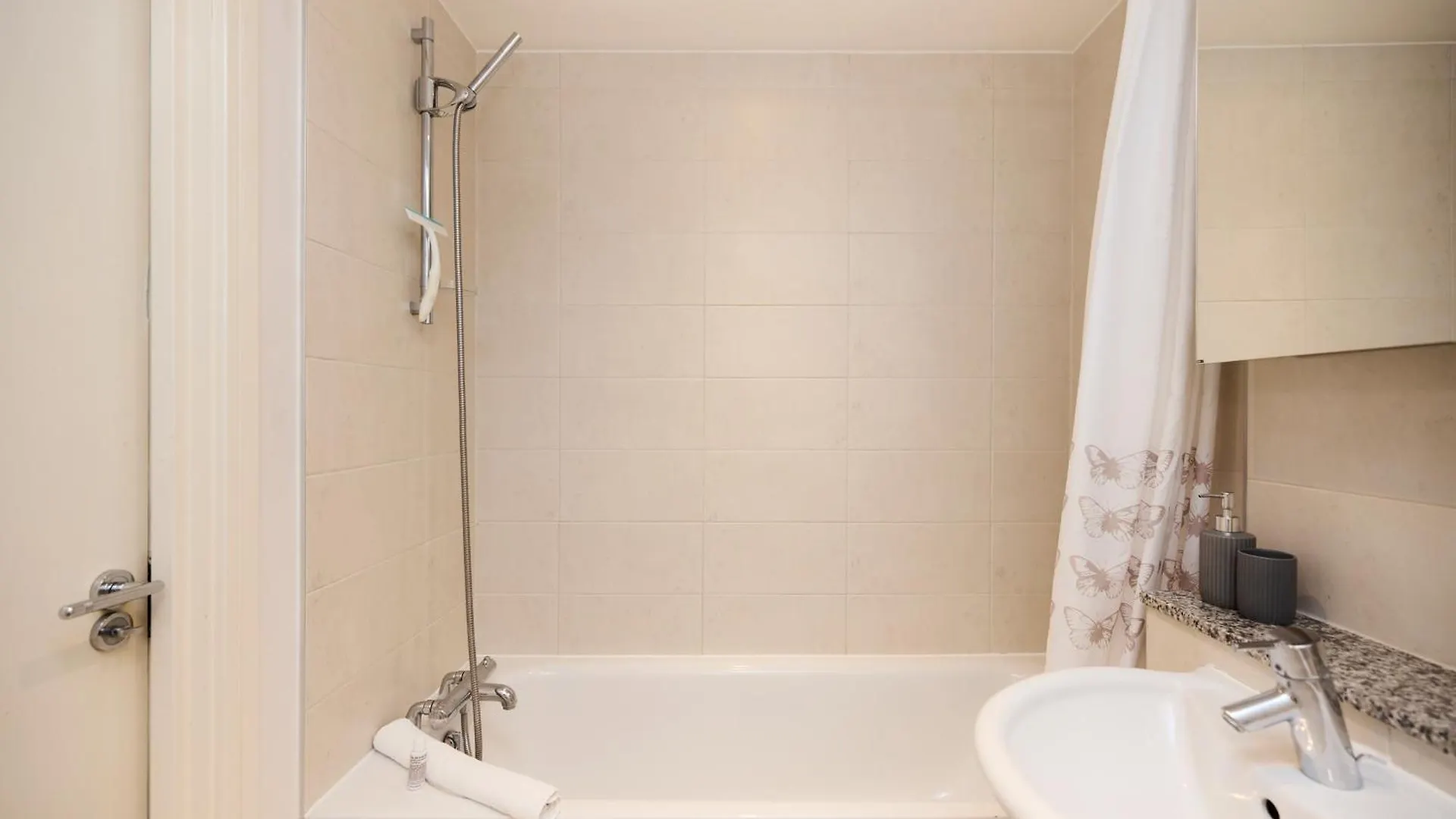 Apartment The River Thames Hideout - Modern 1Bdr Flat London United Kingdom